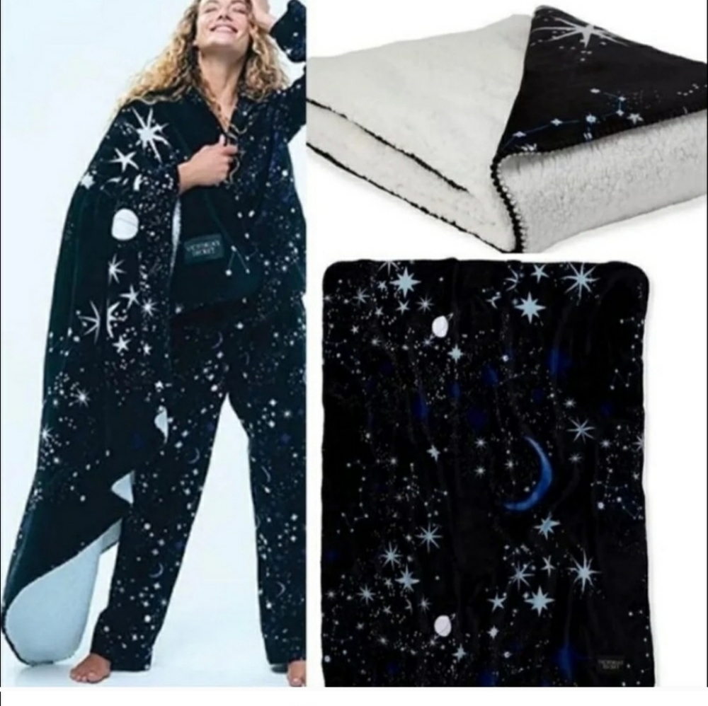 NWT! Victoria's Secret galaxy blanket! Sold out!